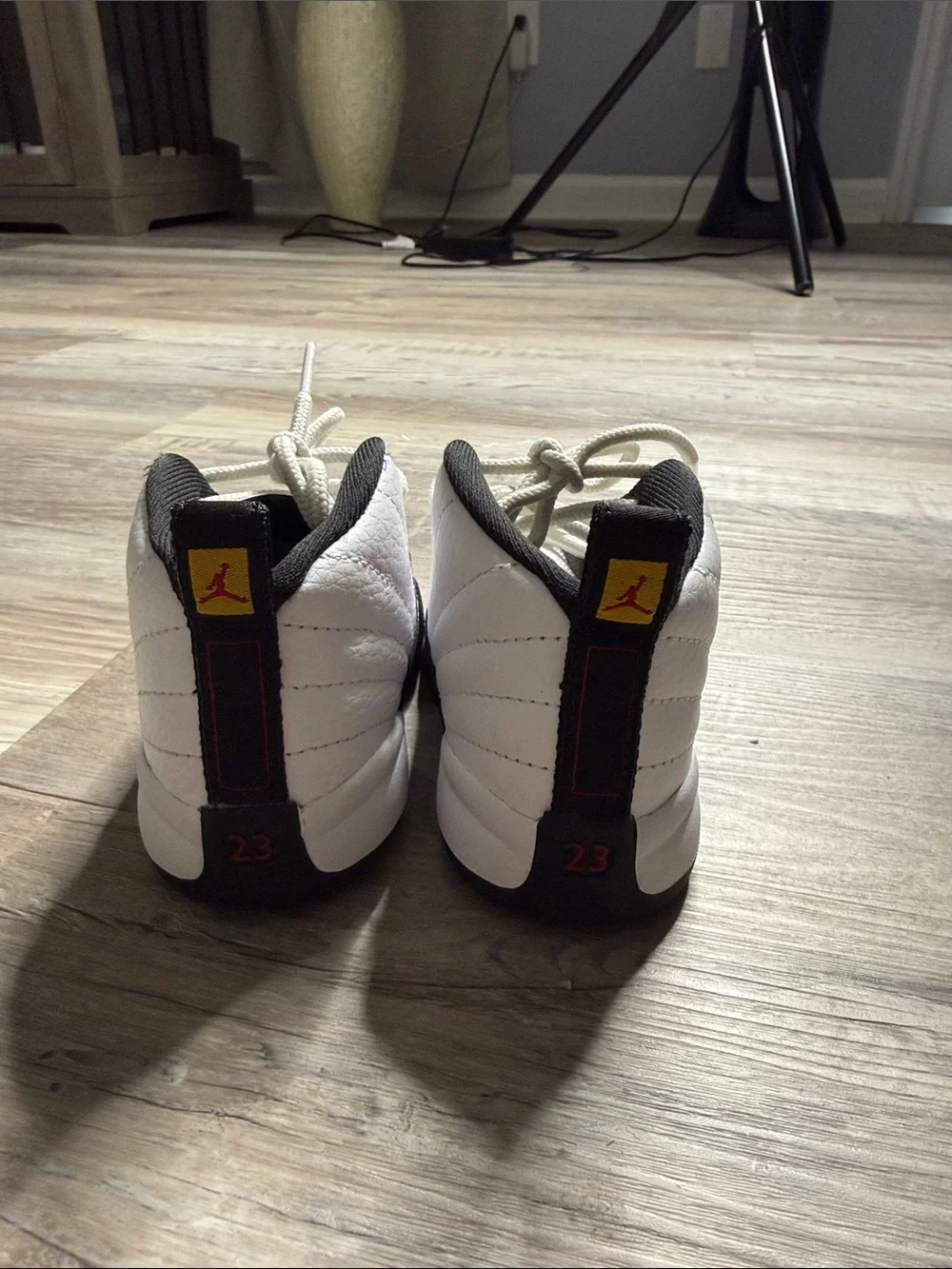 Toddler Jordan Retro Taxi 12s size 7c